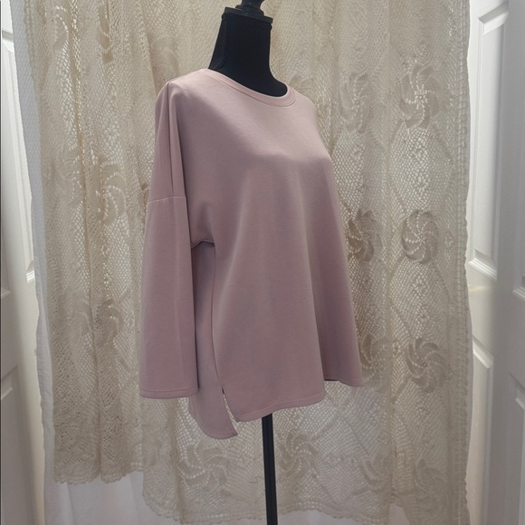 Cable & Gauge Women's Drop Shoulder Top - Light Pink - Picture 3 of 7